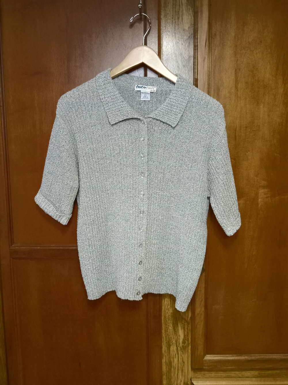 Womens Knit Button-Front Short Sleeve Top in Light Gray